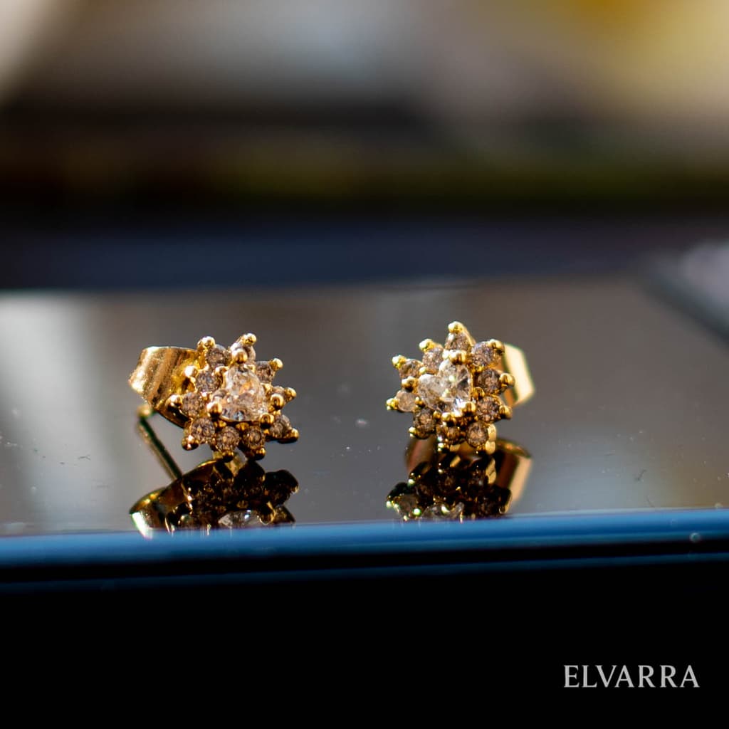 Store Stud Earrings with Classic Heart Flower Design