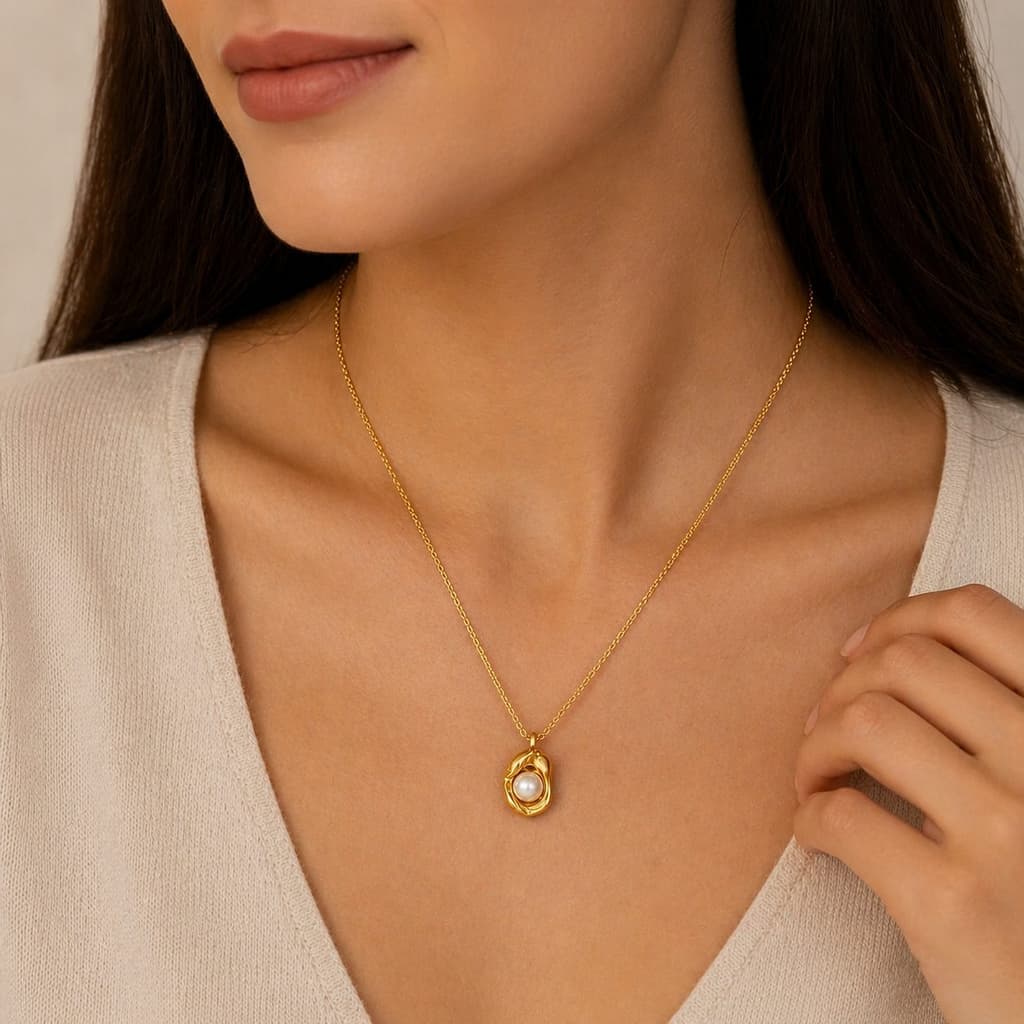 Chic Pearl Pendant Necklace Waterproof Anti Tranish
